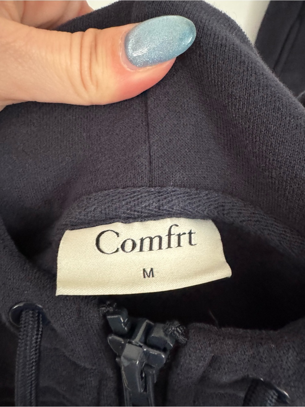 Comfrt Set- zip travel hoodie and matching pants - Picture 5 of 12